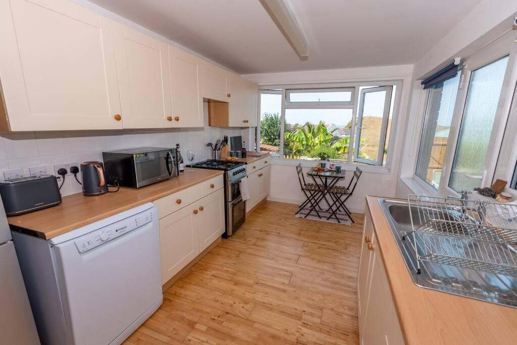 The Tempest, Sea Views, Coastal & Rural Walks. Apartment Ilfracombe Exterior photo